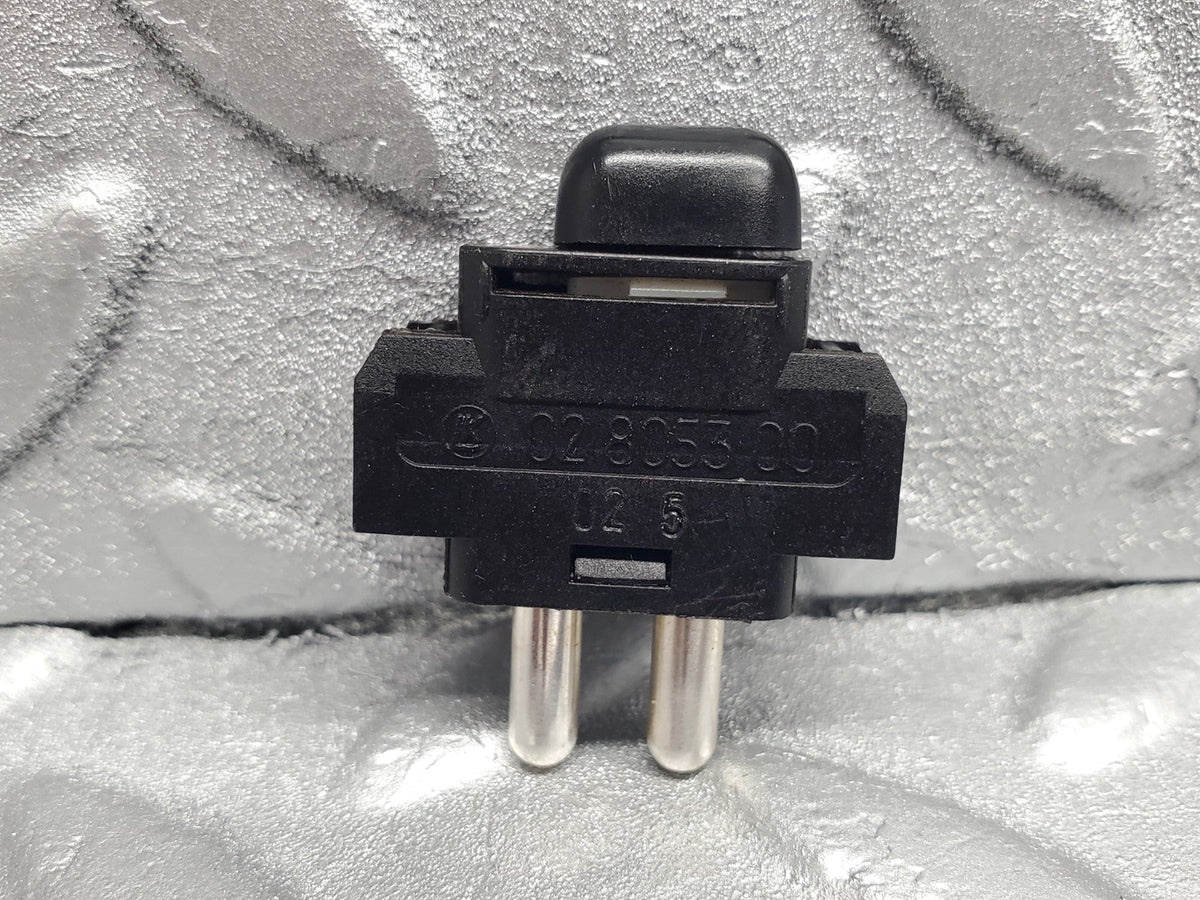 49120 Mercedes-Benz A124 320E Cabriolet Child Lock Control Switch A1248204910