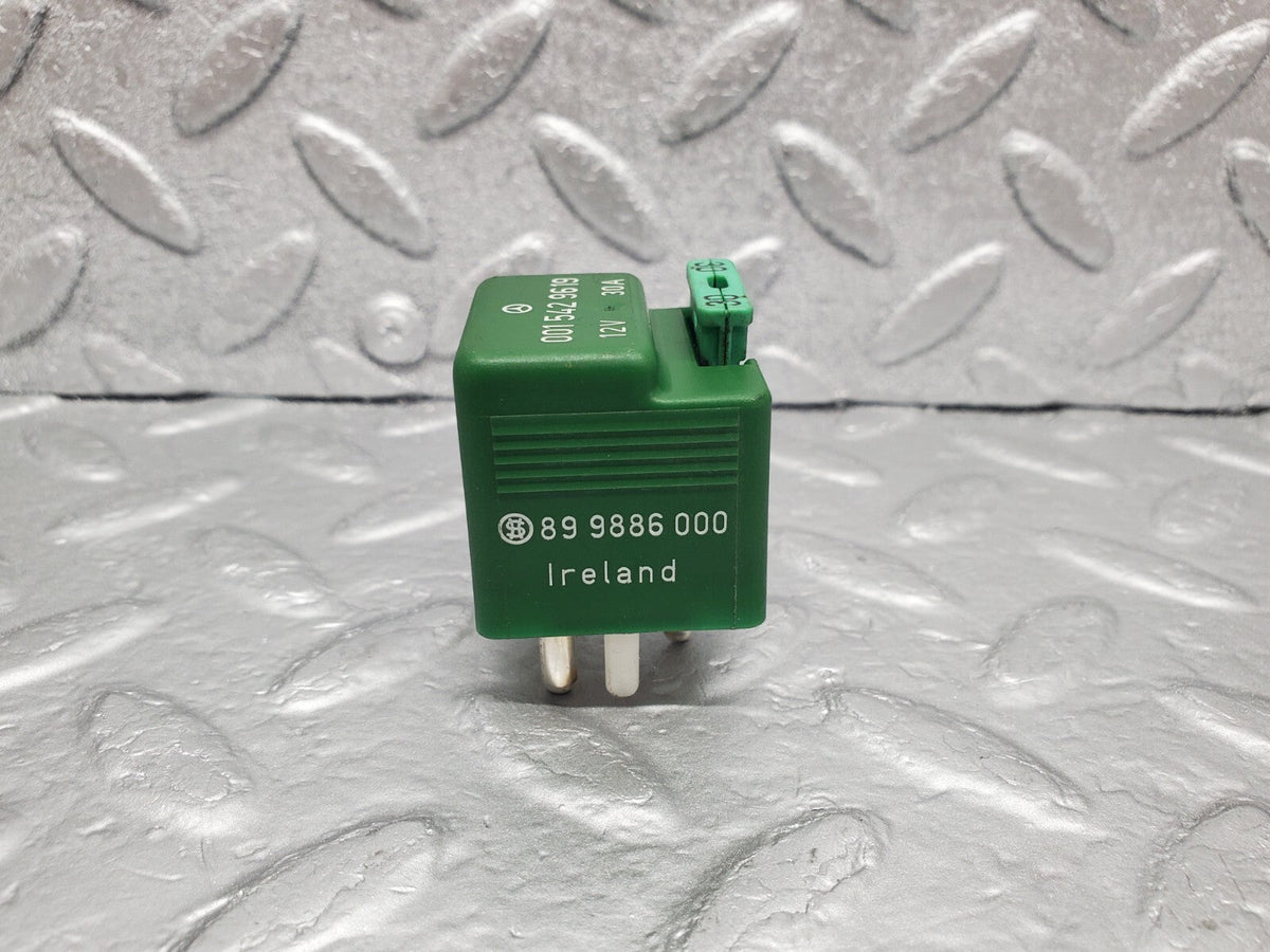 49013 Mercedes-Benz A124 320E Cabriolet Overload Relay A0015429619