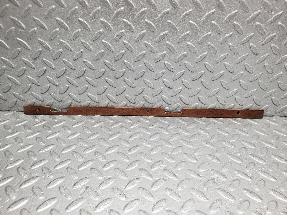 50599 Mercedes-Benz W108 280SE 3.5 Dashboard Wood Trim