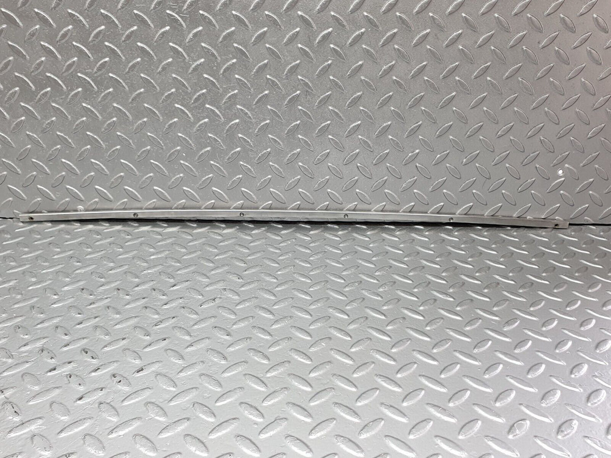 41715 Mercedes-Benz W124 200E Sunroof Chrome Trim