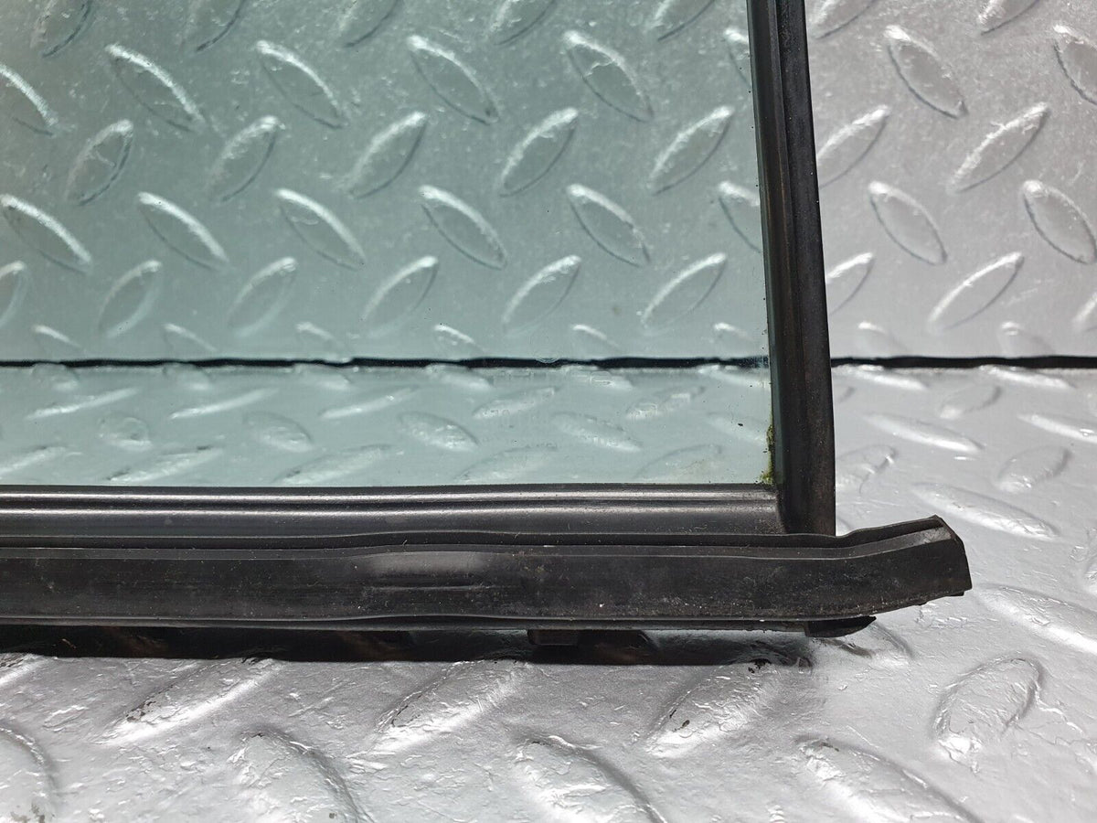 41411 Mercedes-Benz W124 200E Rear Left Quarter Window Glass A1247350524