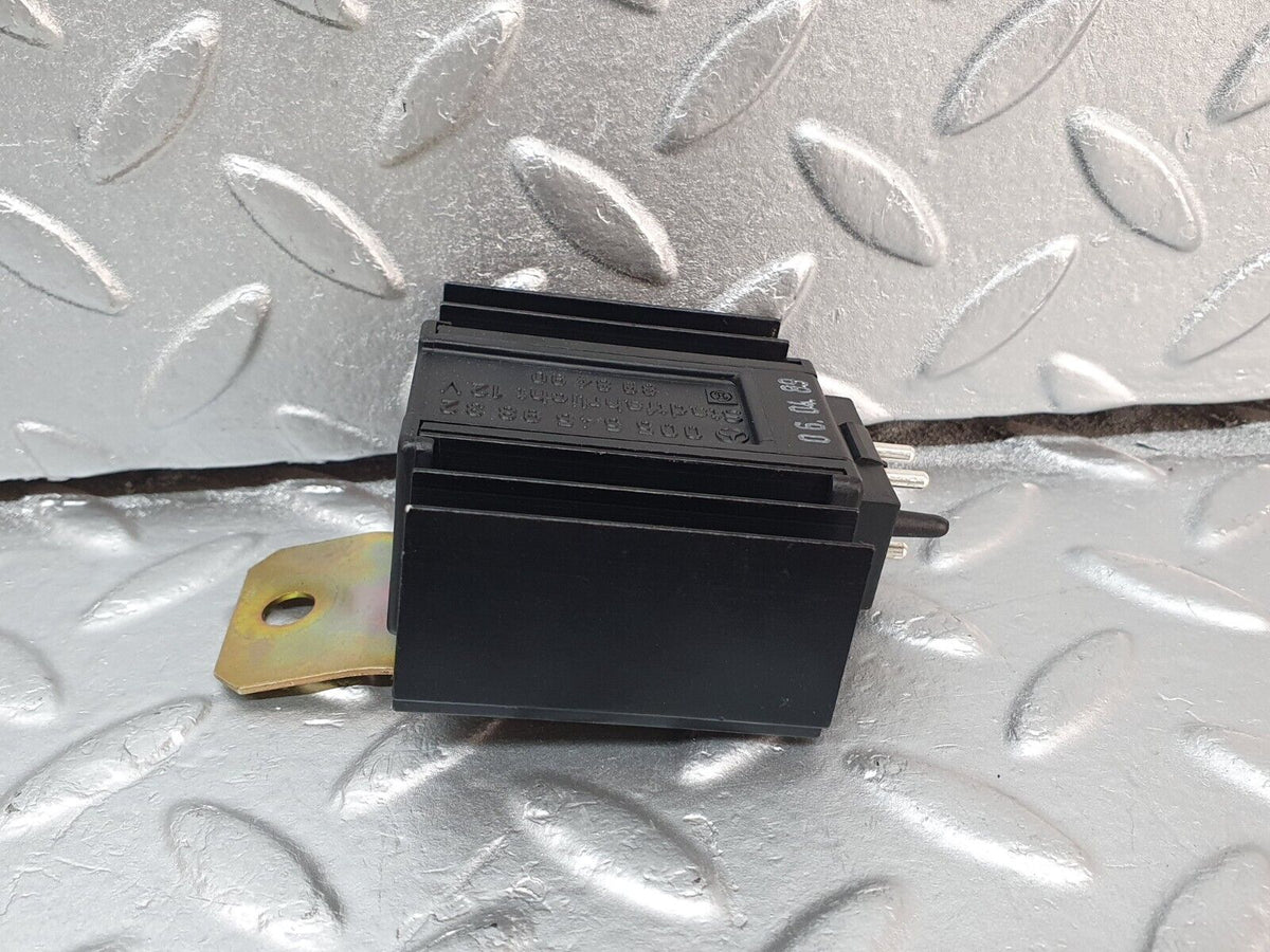41900 Mercedes-Benz W202 C200 ECU Relay A0055459832