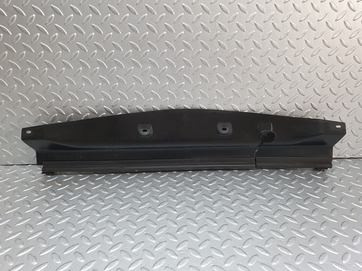 41568 Mercedes-Benz W124 200E Radiator Fan Shroud Cover Trim A1245050088