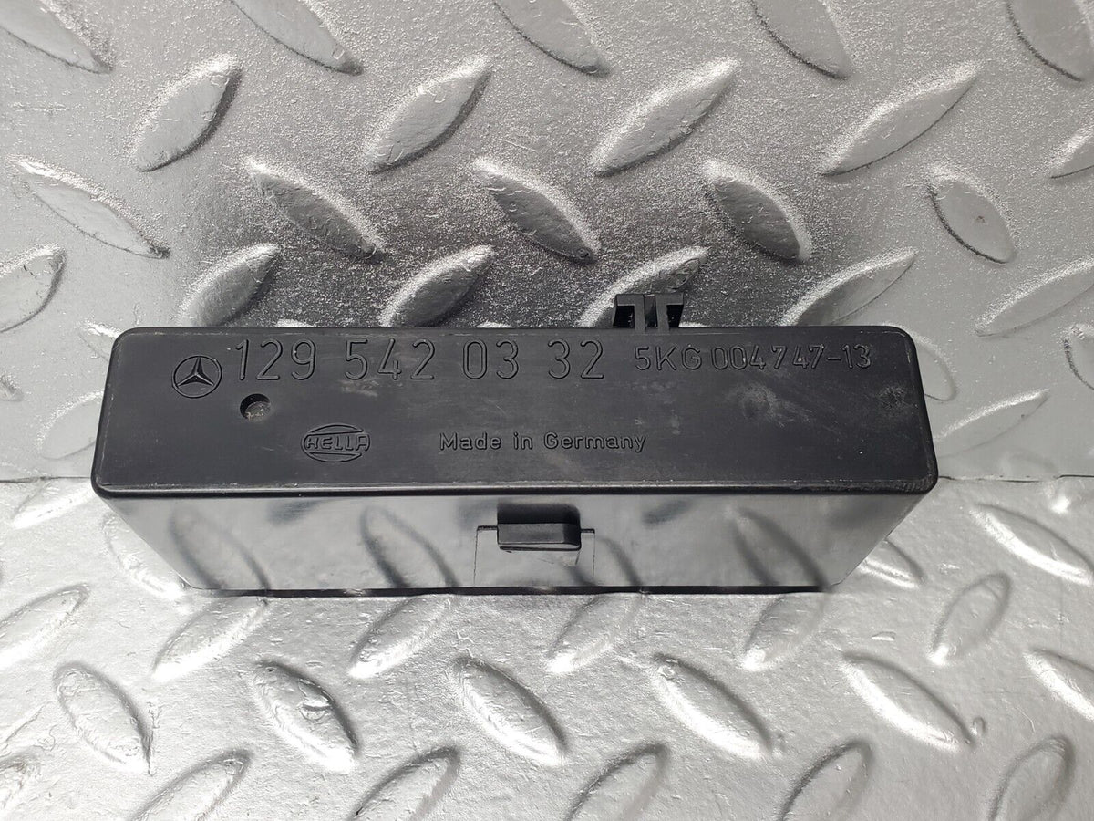 46784 Mercedes-Benz R129 320SL Coupe Light Control Unit A1295420332