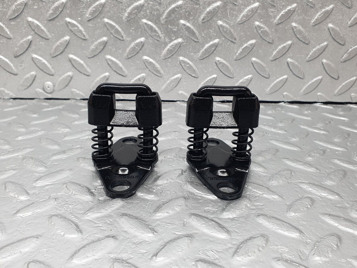 43565 Mercedes-Benz C126 380SEC Coupe Bonnet Lock Catch Pair A1268800060