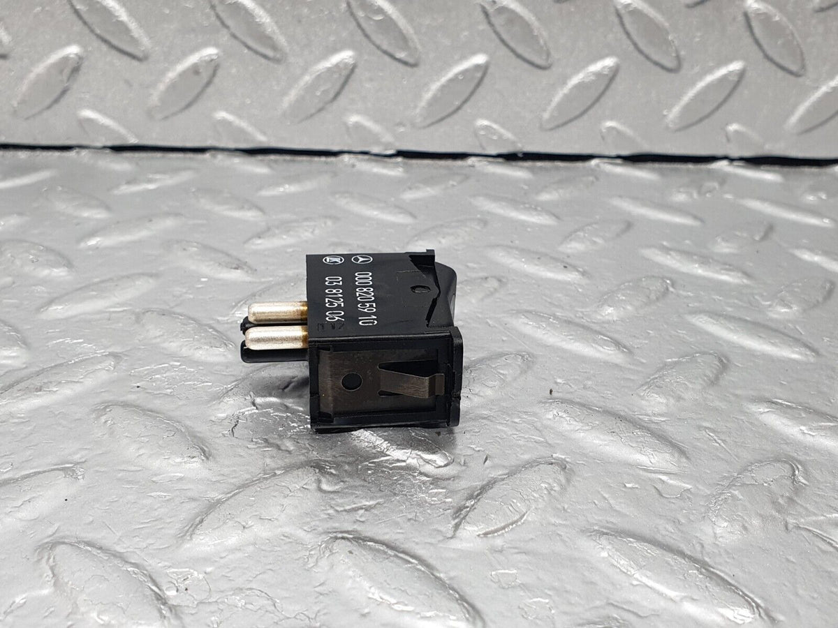 43550 Mercedes-Benz C126 380SEC Coupe Interior Light Switch A0008205910