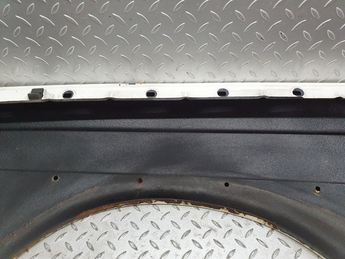 40809 Mercedes-Benz W123 300D Front Right Wing Fender