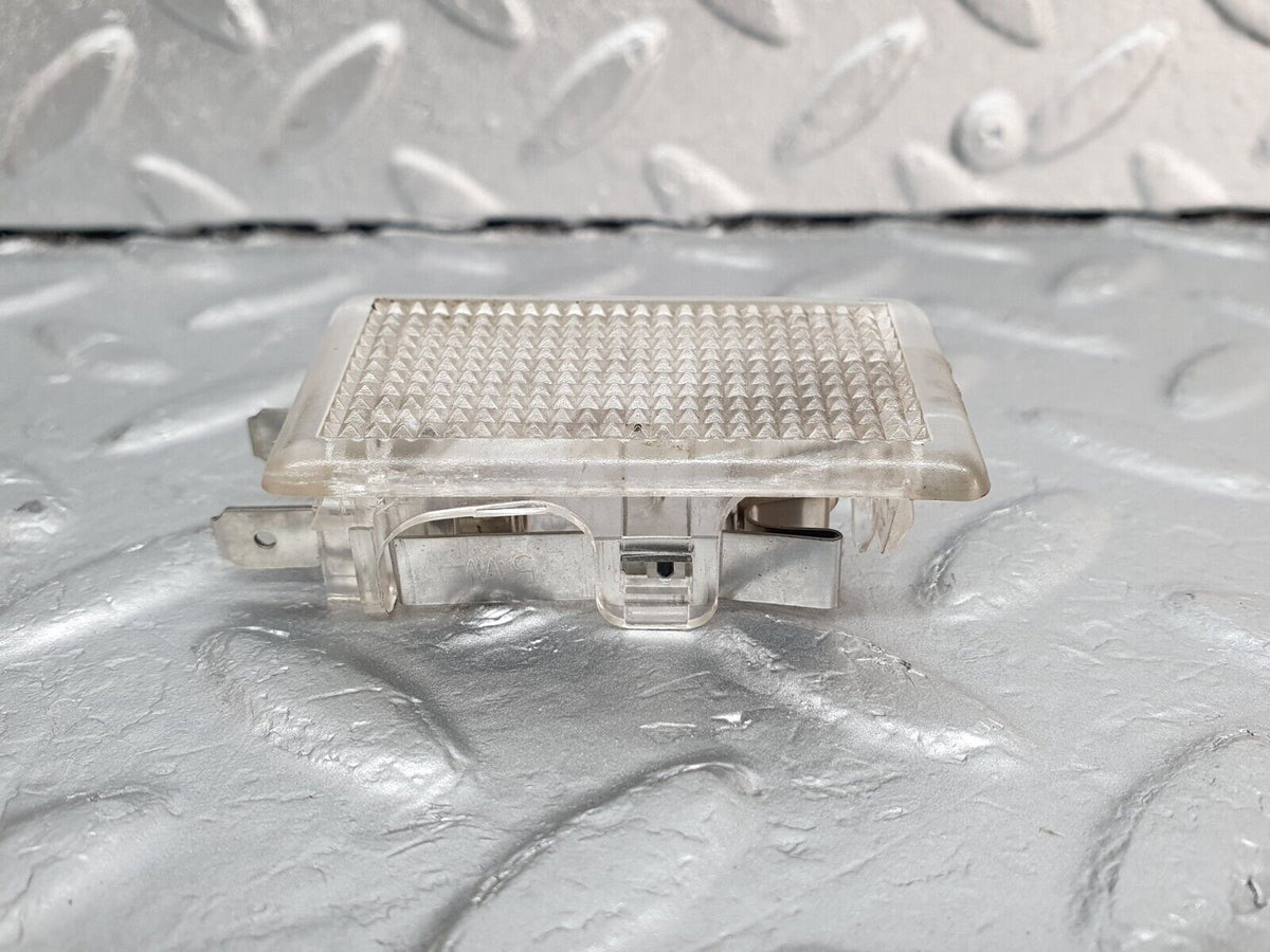 42043 Mercedes-Benz W202 C200 Glove Box Light A1268201301