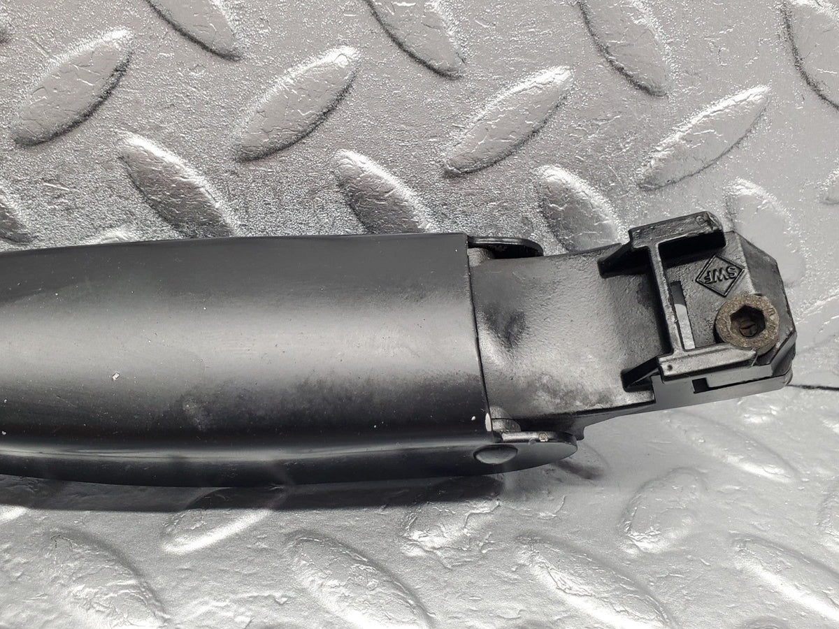 49263 Mercedes-Benz A124 320E Cabriolet Wiper Arm 096052184.840