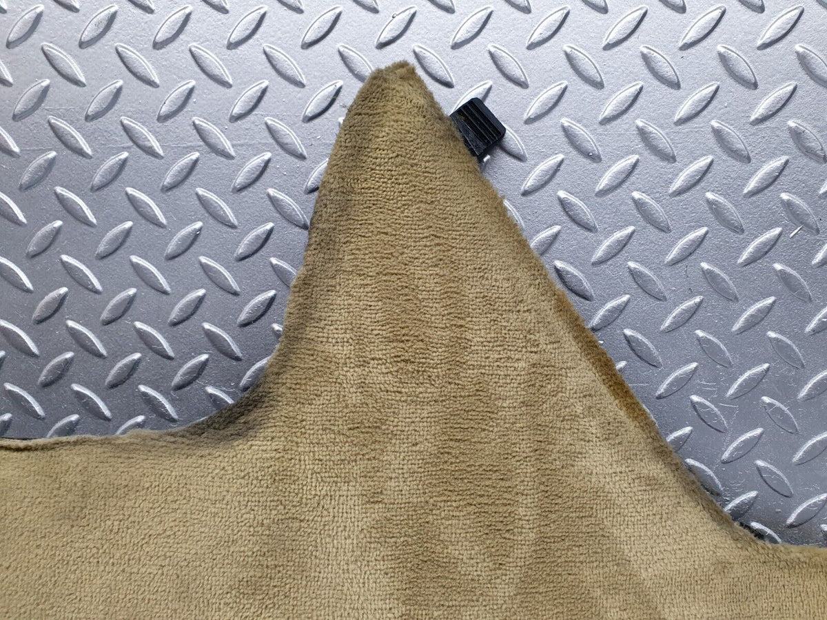 41063 Mercedes-Benz W126 300SE Centre Console Carpet Left Beige A1266831525