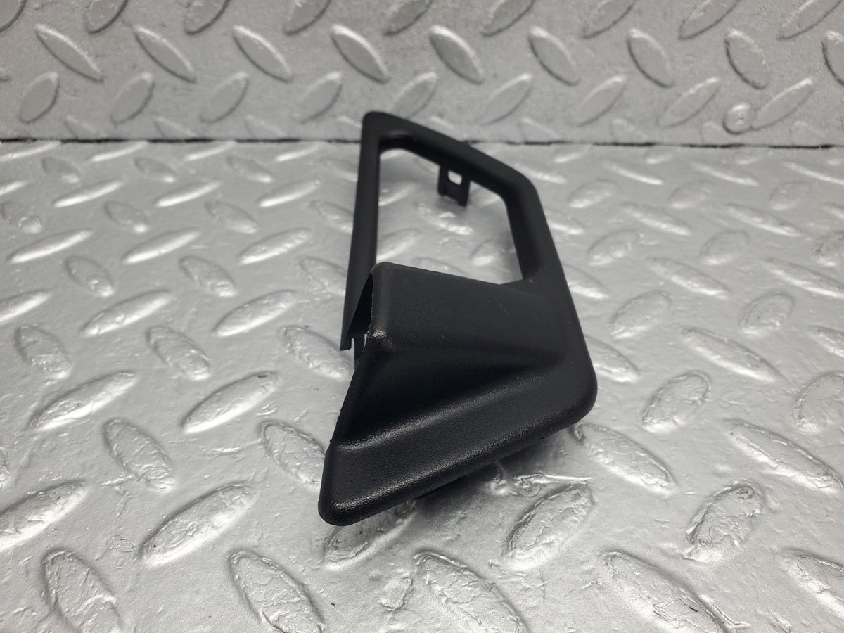 49188 Mercedes-Benz A124 320E Cabriolet Door Opener Frame Right