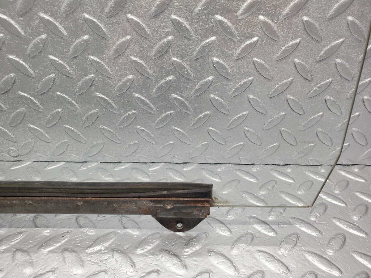 48492 Mercedes-Benz W108 Rear Left Door Window Glass