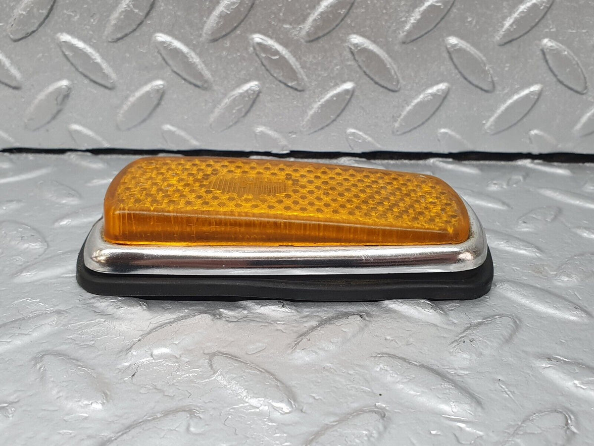 43120 Mercedes-Benz W108 280SE Front Right Side Position Light A0008260441