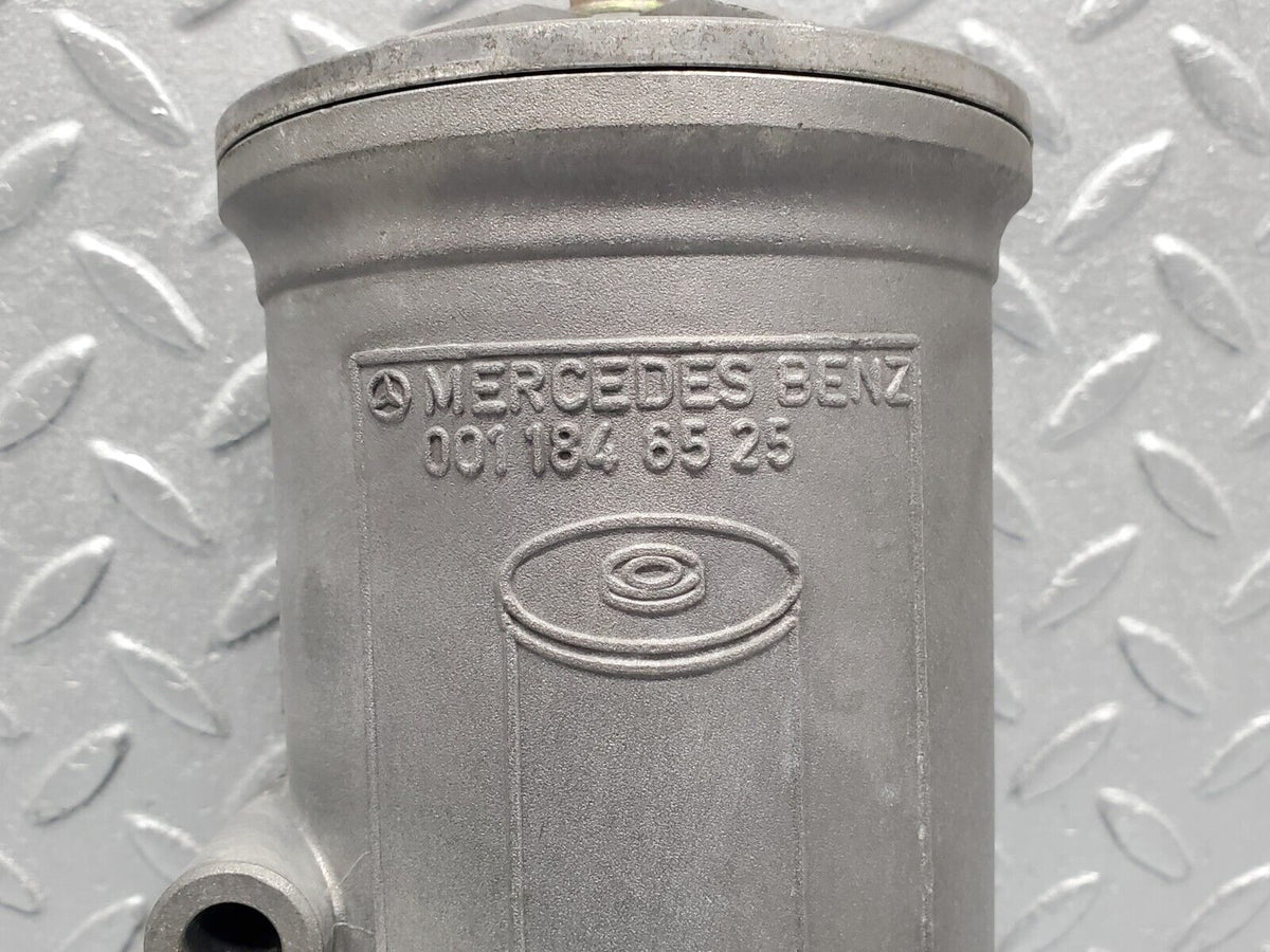 47385 Mercedes-Benz C126 500SEC Coupe Oil Filter Housing A0011846525