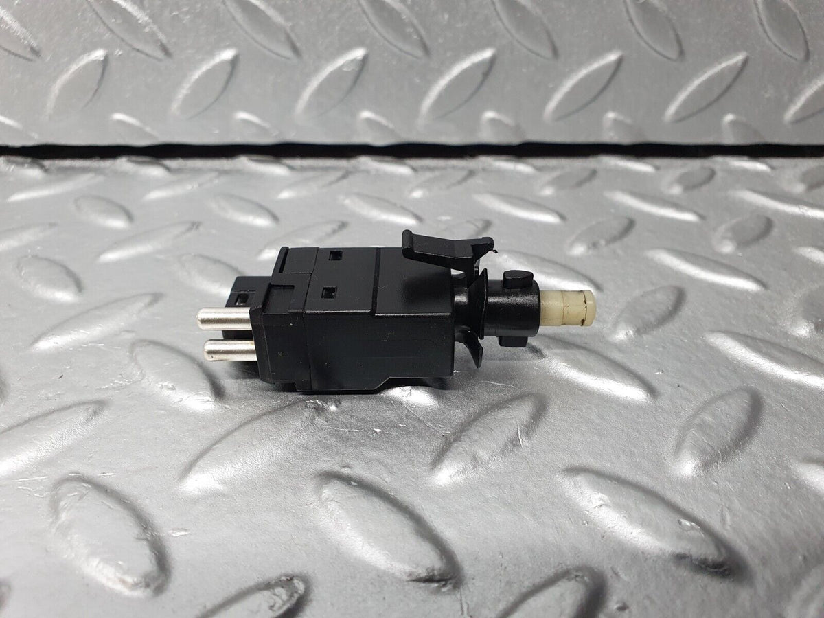41799 Mercedes-Benz W202 C200 Brake Light Switch A0015450109