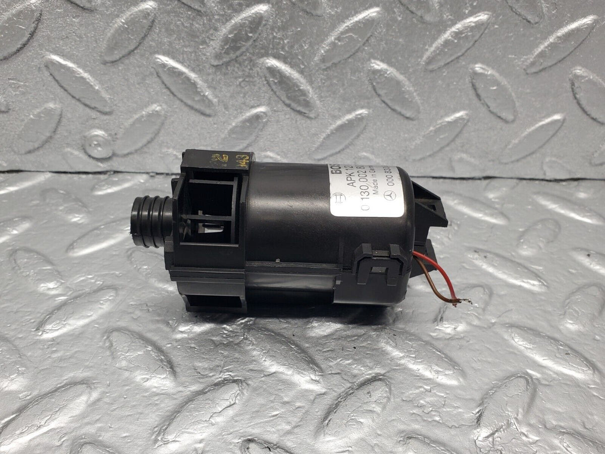 47568 Mercedes-Benz C126 500SEC Coupe Temperature Sensor Bosch A0008306108 0130002806