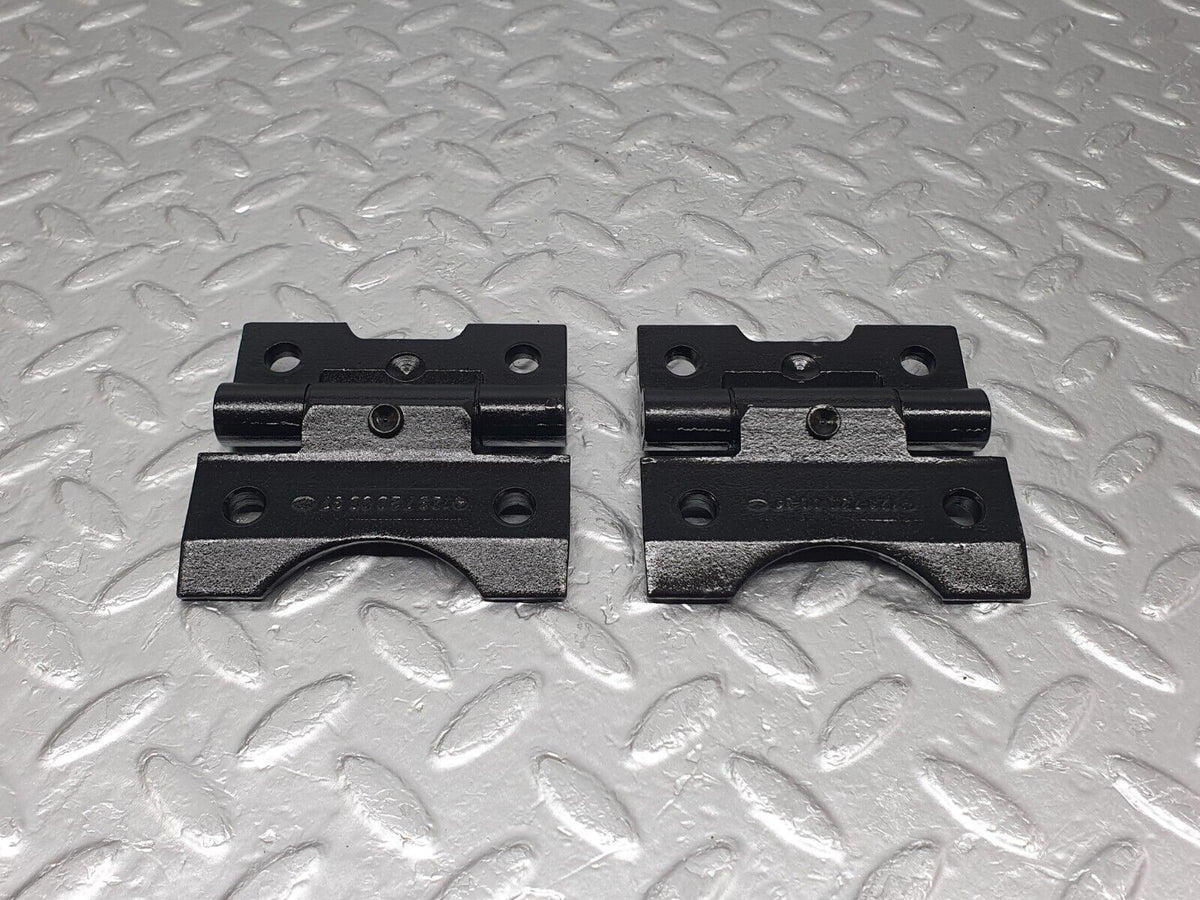 43562 Mercedes-Benz C126 380SEC Coupe Door Hinge Pair Left Side A1237200037