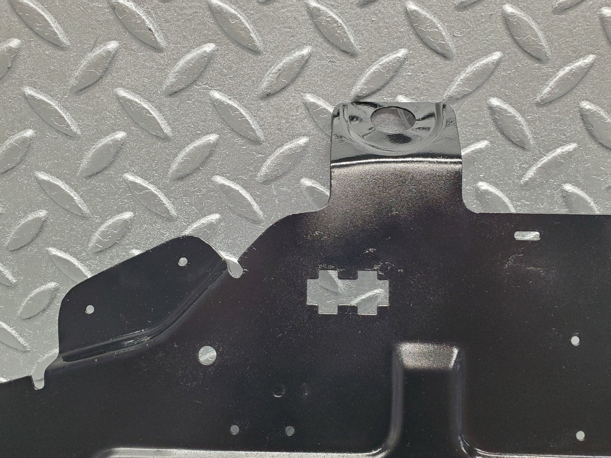49085 Mercedes-Benz A124 320E Cabriolet Under Dash Relay Bracket Left Side