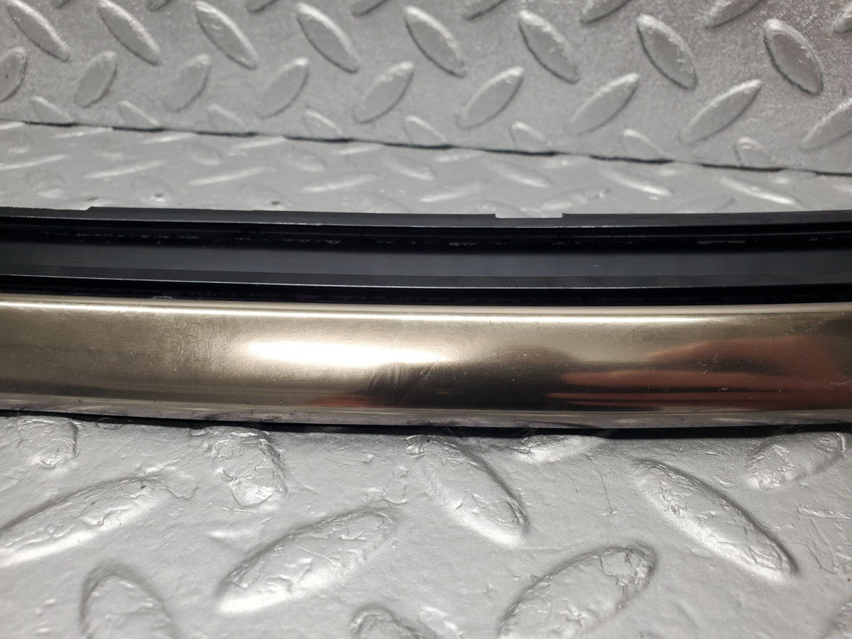 49405 Mercedes-Benz A124 320E Cabriolet Windscreen Top Moulding Trim