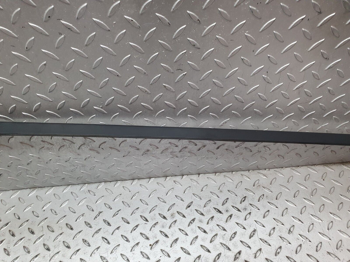 41713 Mercedes-Benz W124 200E Roof Chrome Trim Left Side A1246900397