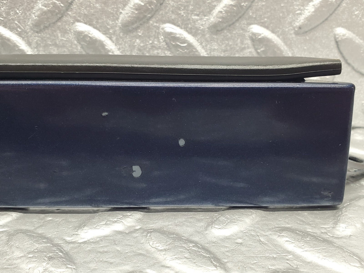 48954 Mercedes-Benz A124 320E Cabriolet Under Headlight Trim Right