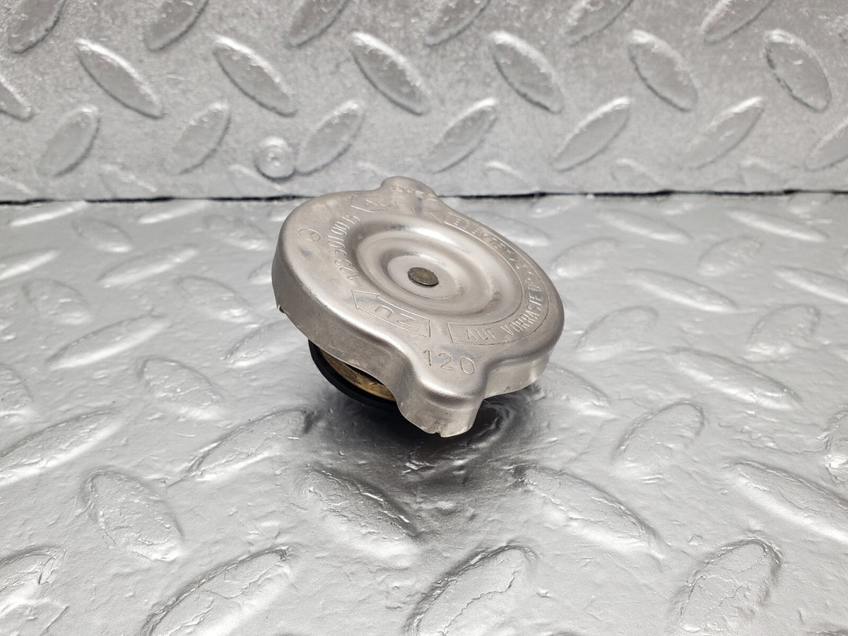 48539 Mercedes-Benz W123 Radiator Cap Behr A1235010015