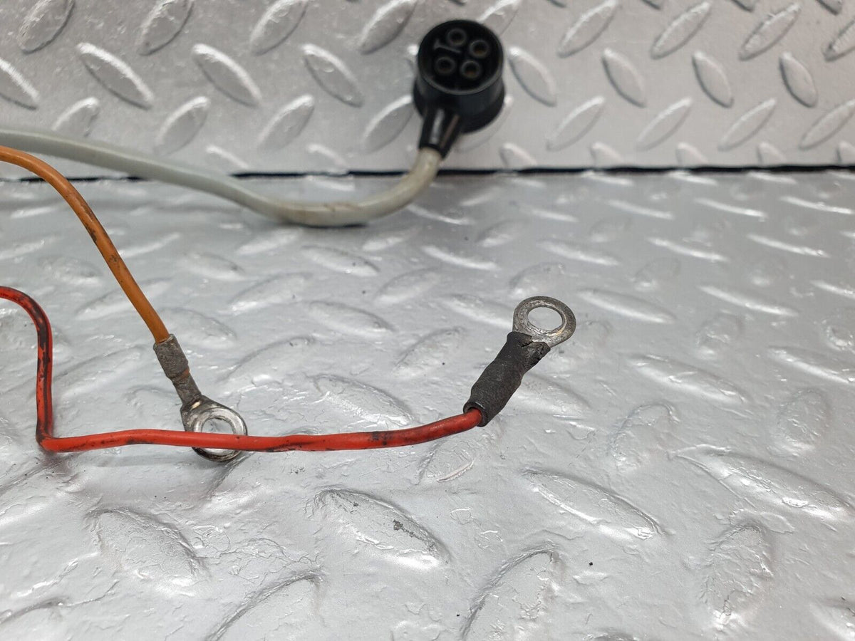 43693 Mercedes-Benz C126 380SEC Coupe Ignition Control Unit Cable 09961812