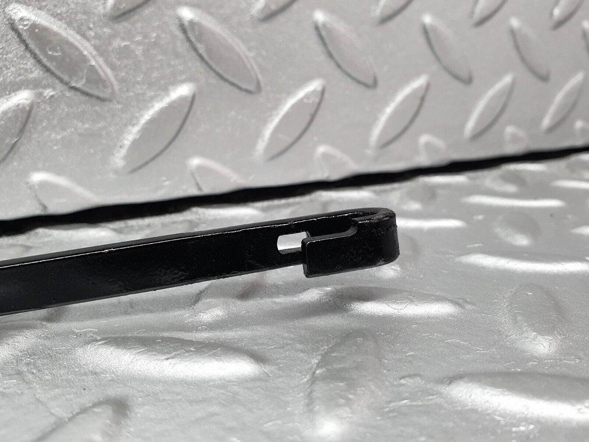 43704 Mercedes-Benz C126 380SEC Coupe Windscreen Wiper Arm Right Side Bosch