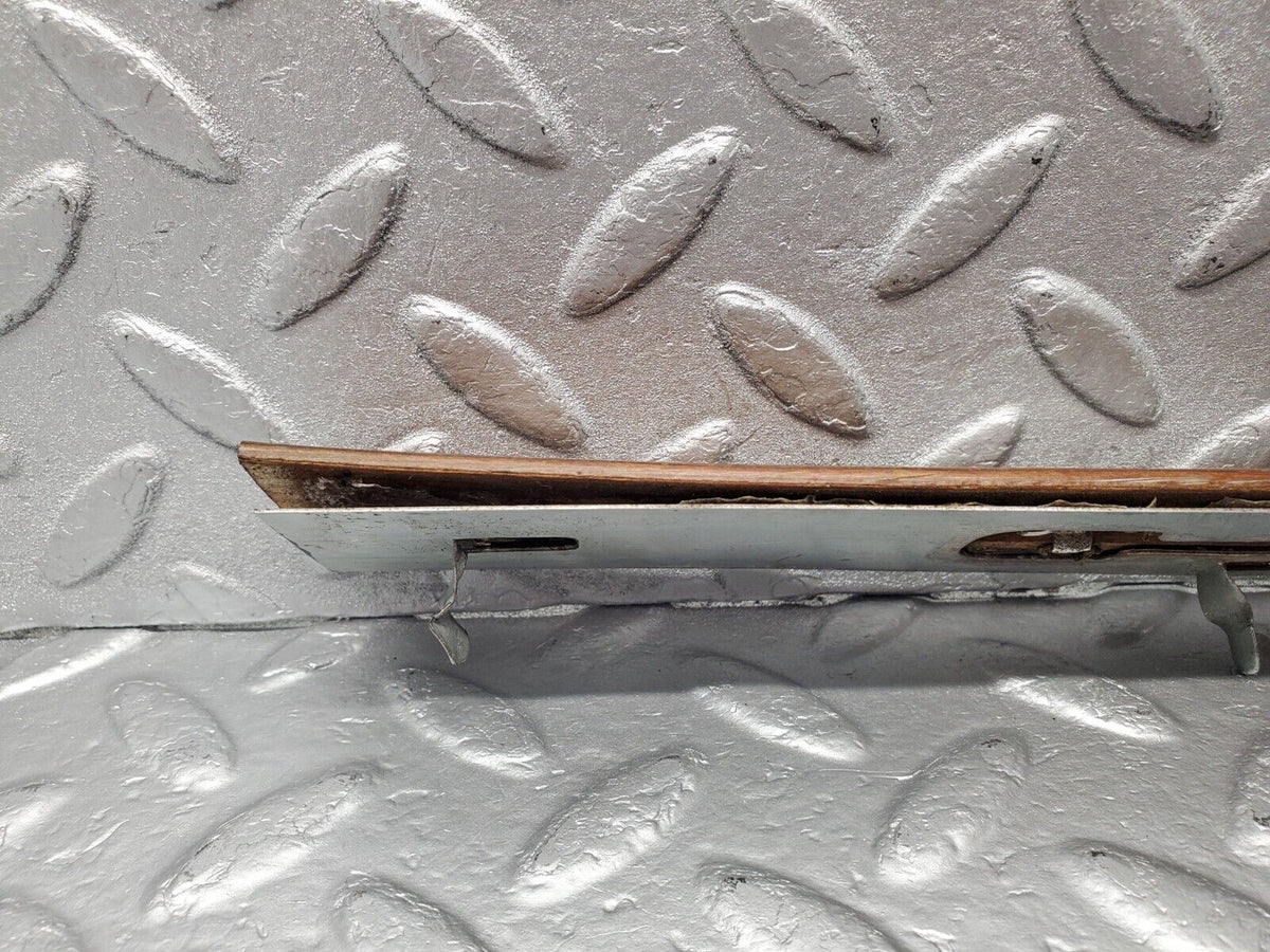 46521 Mercedes-Benz C123 280CE Coupe Dashboard Wood Trim