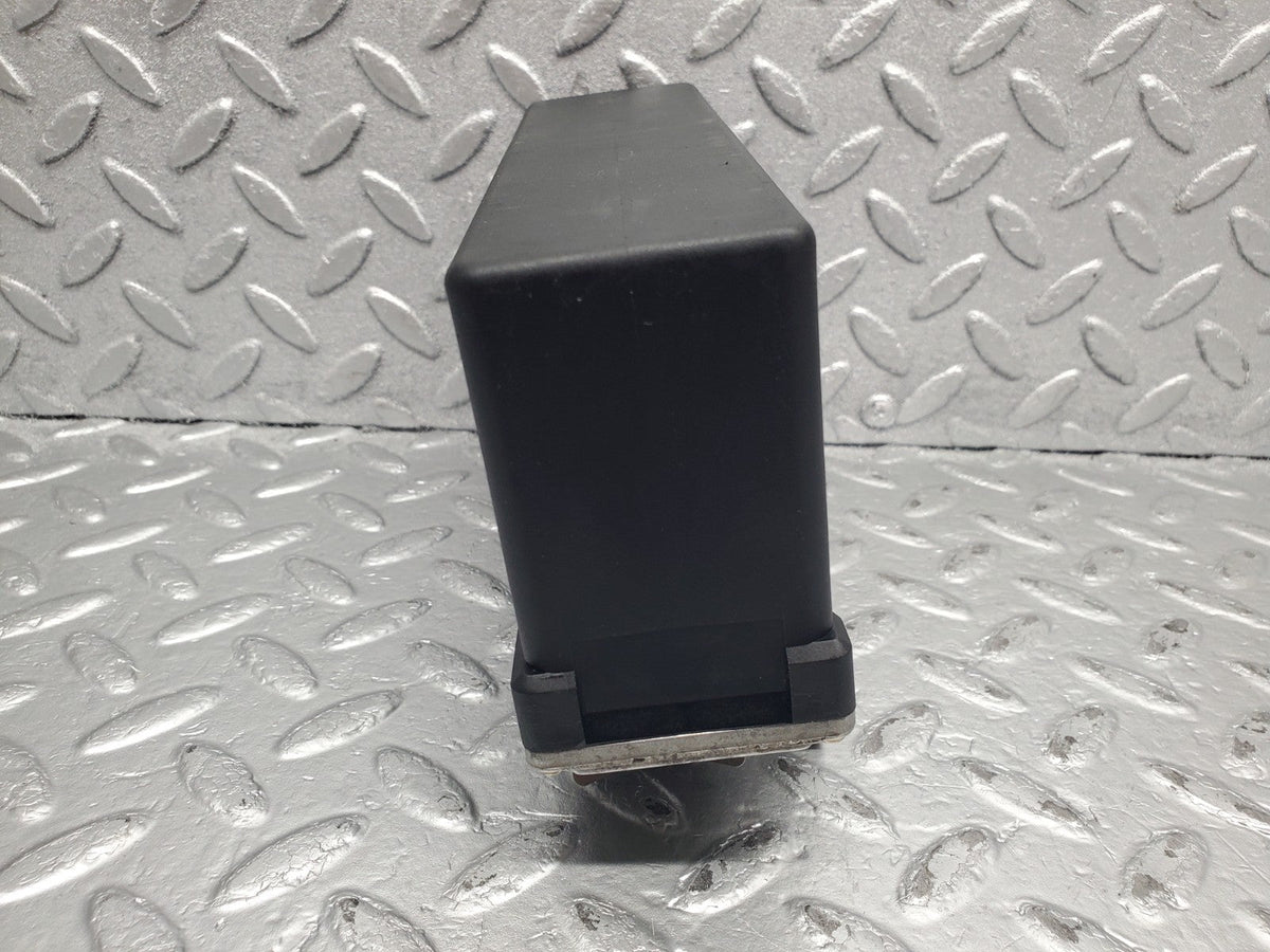 51322 Mercedes-Benz W126 ABS Control Unit Bosch A0055452132 0265101018