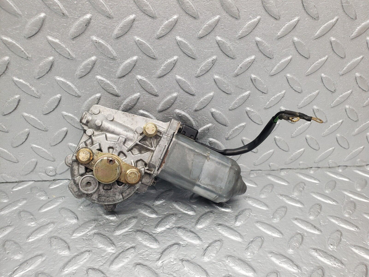 46136 Mercedes-Benz W124 Window Regulator Motor Front Right Bosch 0130821285
