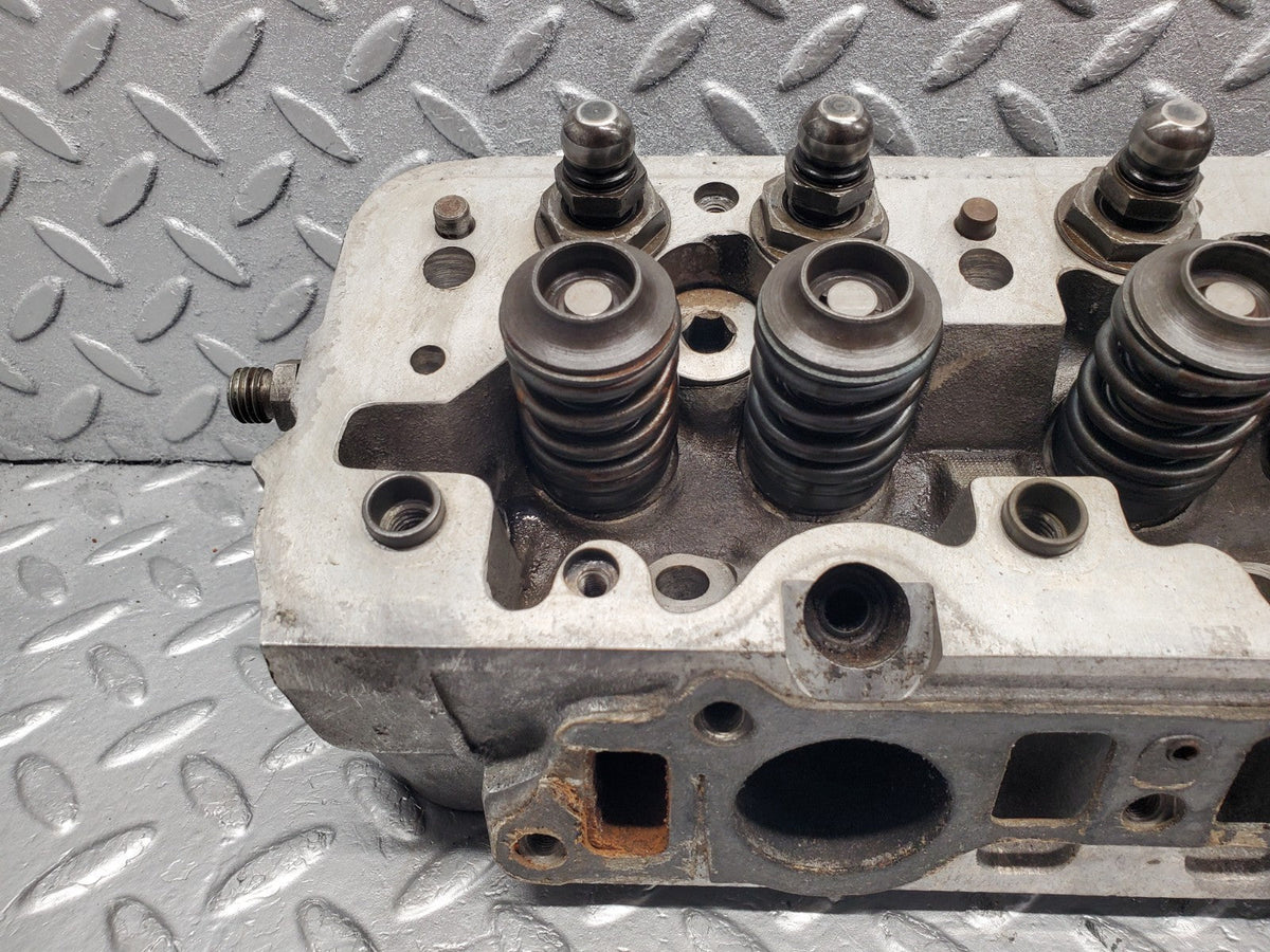 50881 Mercedes-Benz W108 280SE 3.5 Cylinder Head Left Side A1160161801