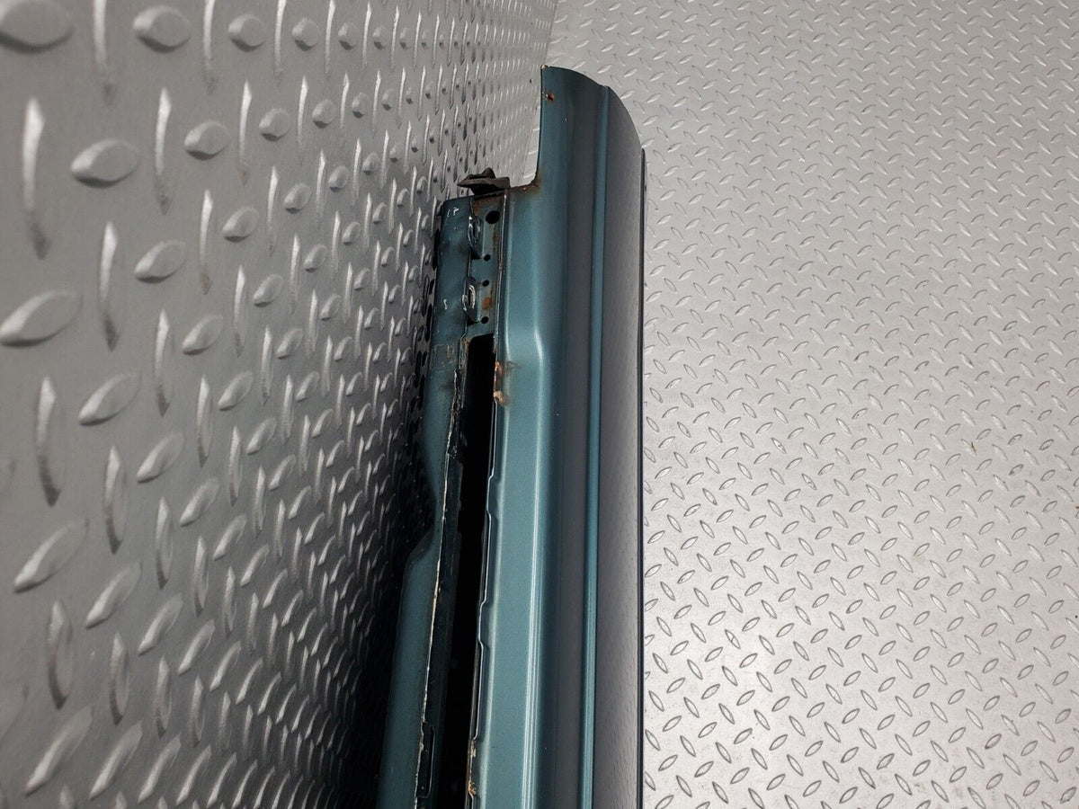 46557 Mercedes-Benz C123 280CE Coupe Right Door