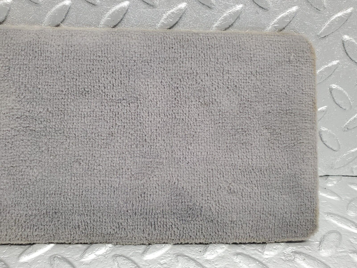 47623 Mercedes-Benz C126 500SEC Coupe Front Center Console Carpet Grey