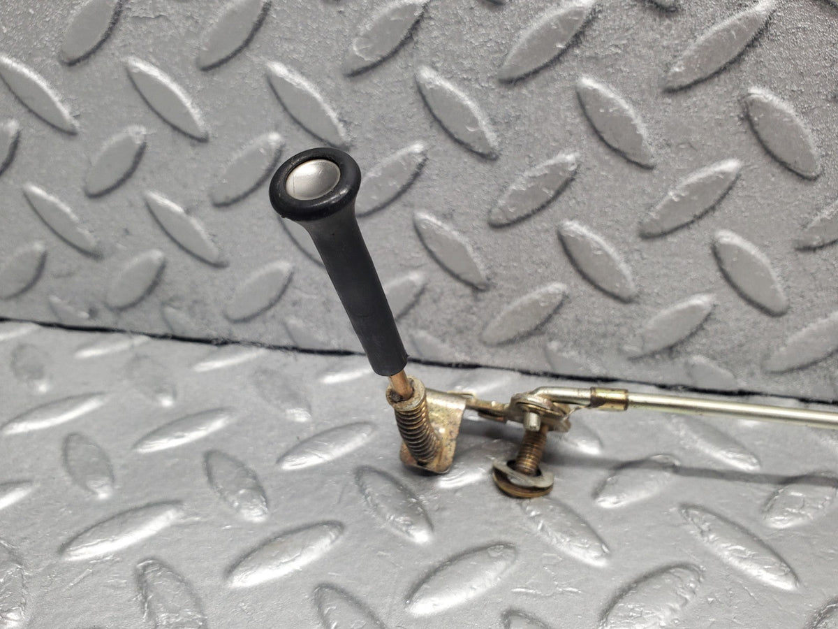 50546 Mercedes-Benz W108 280SE 3.5 Rear Left Door Lock Knob Linkage Rod