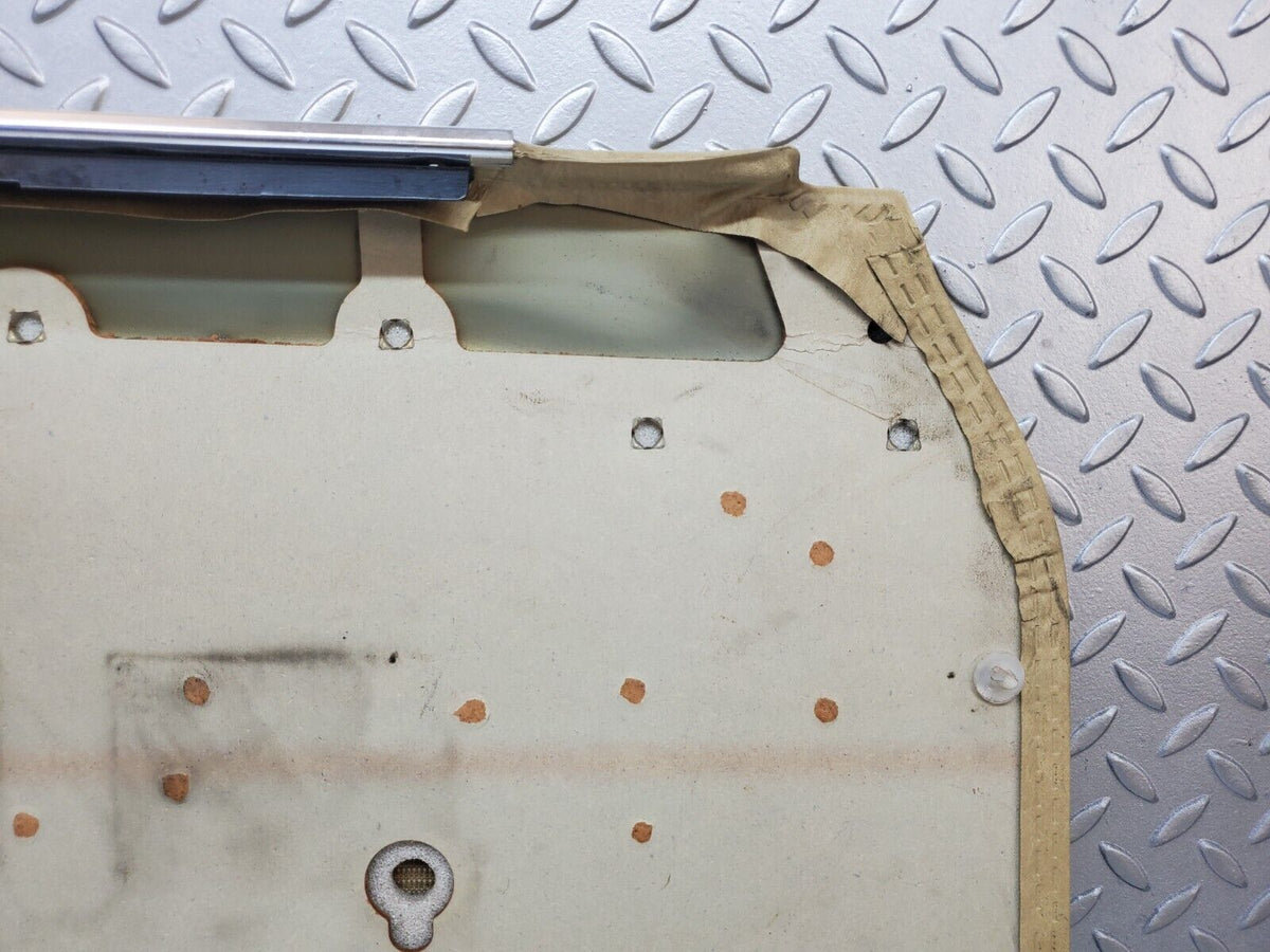 44377 Mercedes-Benz W123 280E Front Right Door Card Beige