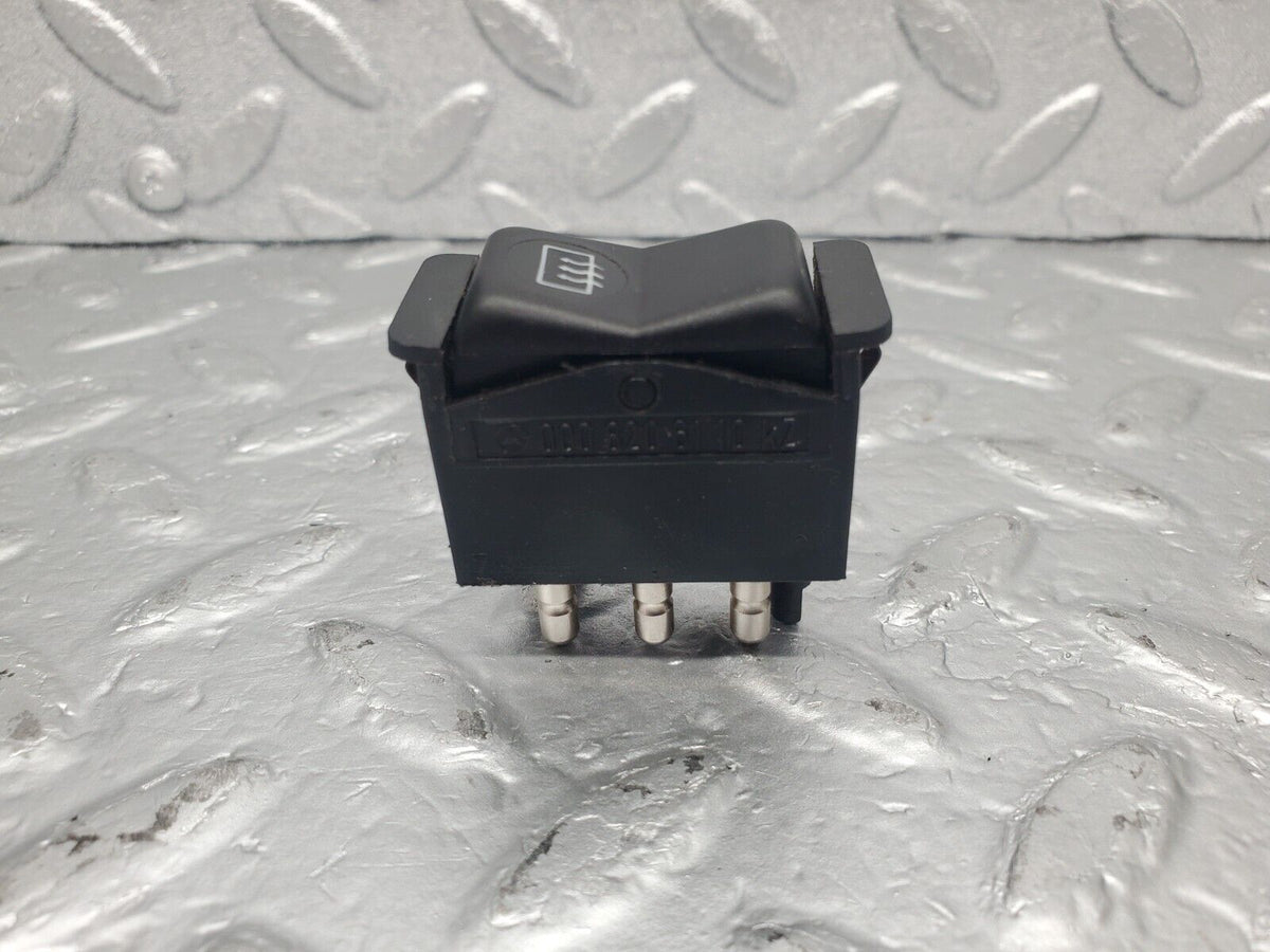 47370 Mercedes-Benz C126 500SEC Coupe Rear Windscreen Defroster Switch A0008206110