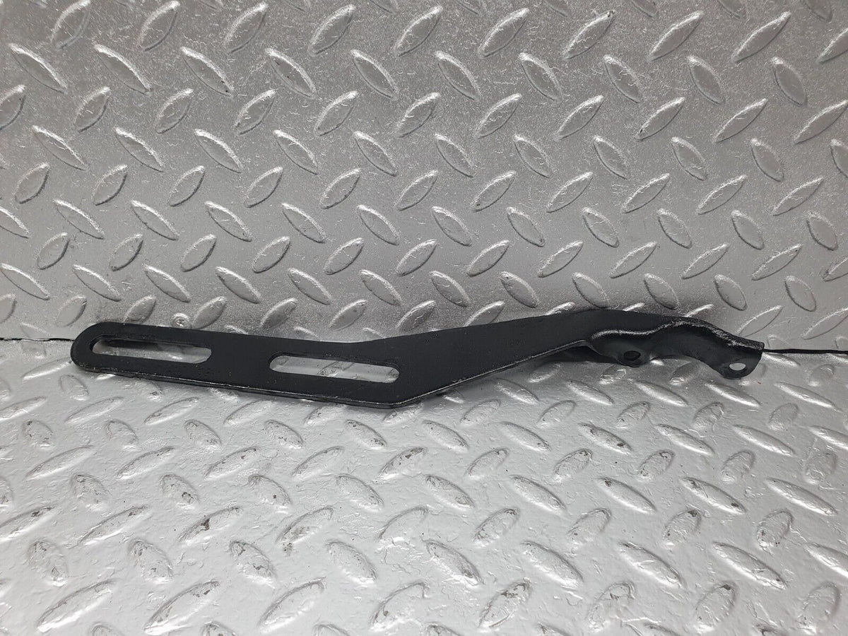 43513 Mercedes-Benz C126 380SEC Coupe Exhaust Bracket