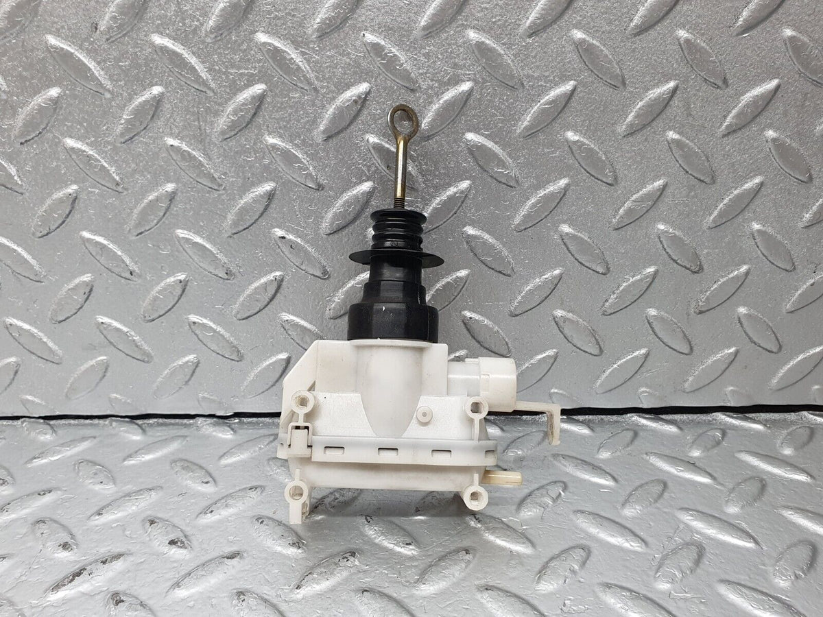 42770 Mercedes-Benz W201 190 2.0L Front Left Door Lock Vacuum Actuator