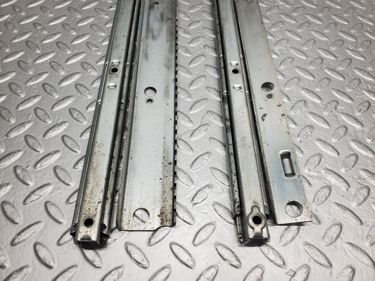 50218 Mercedes-Benz W123 230E Front Left Seat Rail Pair