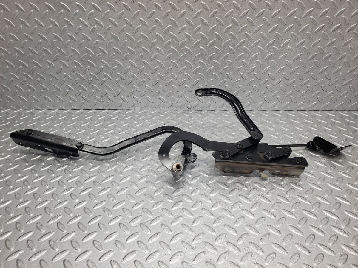 49292 Mercedes-Benz A124 320E Cabriolet Trunk Boot Soft Top Hinge Left Side 0675AI 0350N
