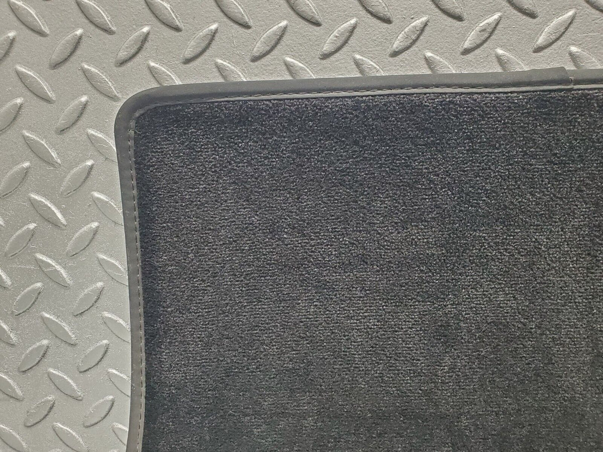 47757 Mercedes-Benz R230 350SL Coupe Front Left Floor Mat A0009982077