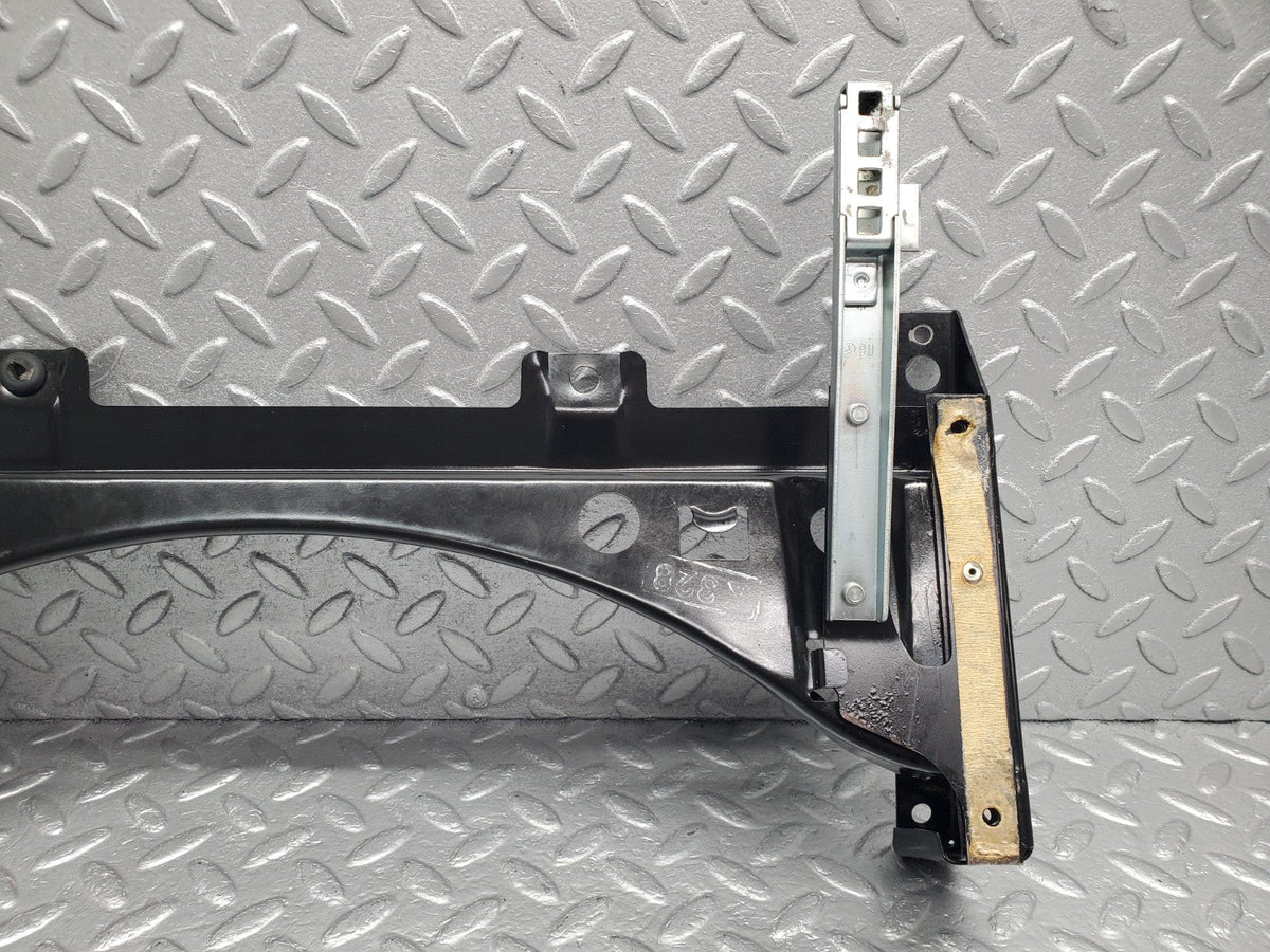 50221 Mercedes-Benz W123 Front Right Seat Sliding Mechanism