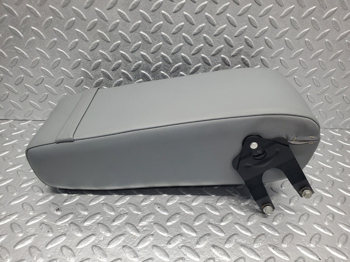 47567 Mercedes-Benz C126 500SEC Coupe Rear Centre Armrest Grey A1269240123