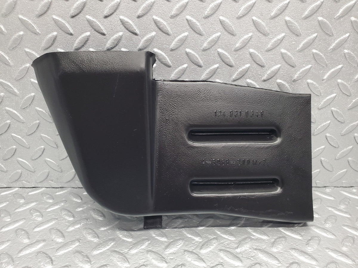 49132 Mercedes-Benz A124 320E Cabriolet Ventilation Air Duct Left A1248310346
