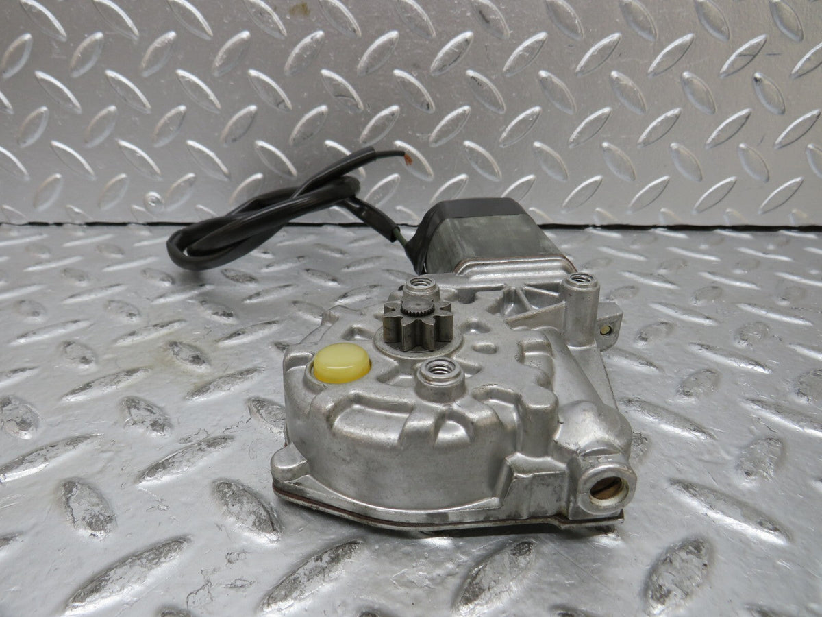 27415 Mercedes-Benz W123 280E Rear Right Window Regulator Motor 0130821016