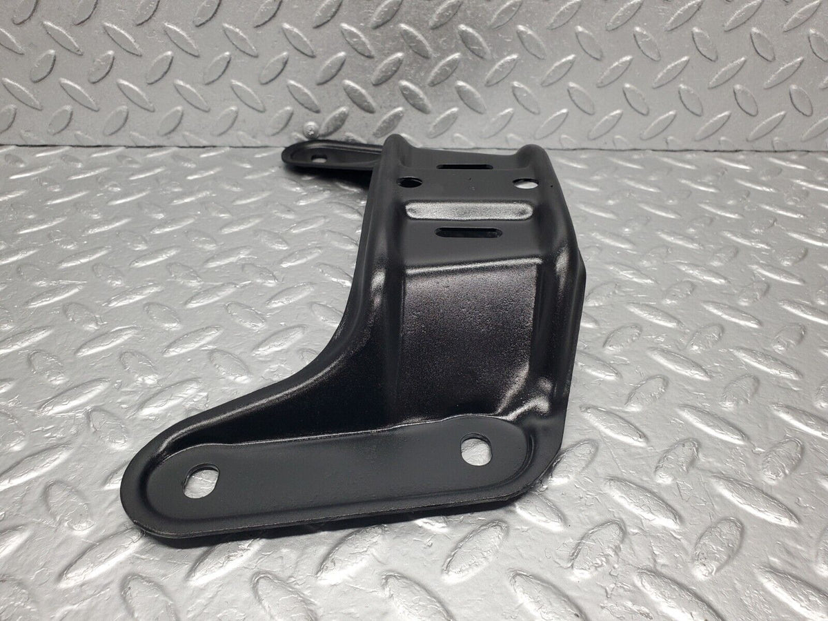46393 Mercedes-Benz C123 280CE Coupe Gearbox Mount Bracket