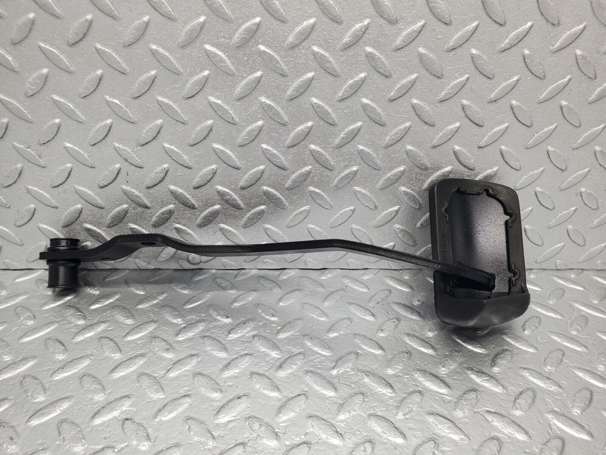 46563 Mercedes-Benz C123 280CE Coupe Brake Pedal With Rubber A1232910082