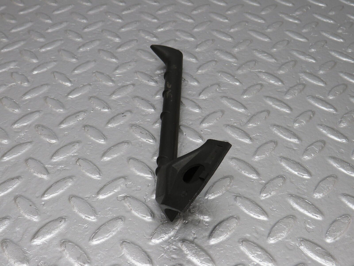 40670 Mercedes-Benz W123 300D Wiper Mechanism Tray Water Drain
