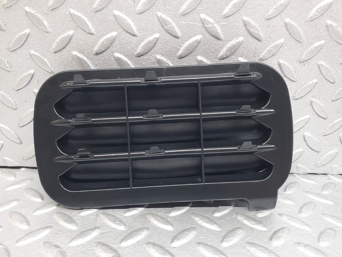 44734 Mercedes-Benz W124 220E Rear Air Intake Vent Right A1248370230 A1248370242